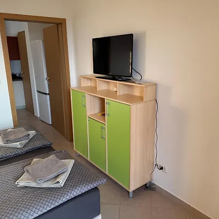 Apartman Tre Terre 2 *