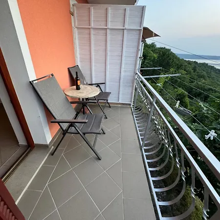 Tre Terre 2 Apartamento Curnovec